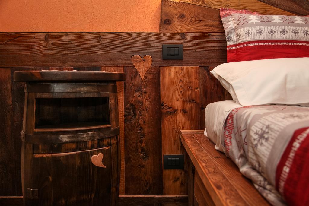 Souvenir De Tsaneli Apartment Roisan Cameră foto