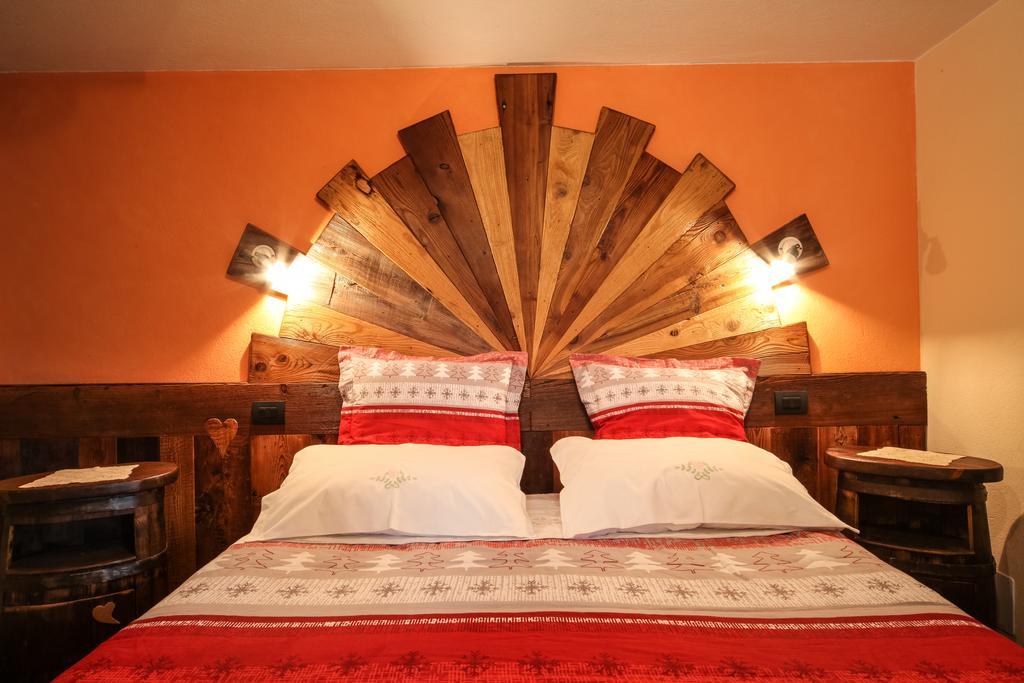 Souvenir De Tsaneli Apartment Roisan Cameră foto