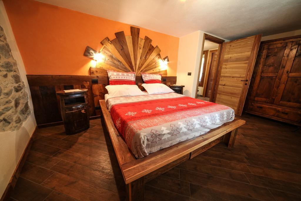 Souvenir De Tsaneli Apartment Roisan Cameră foto