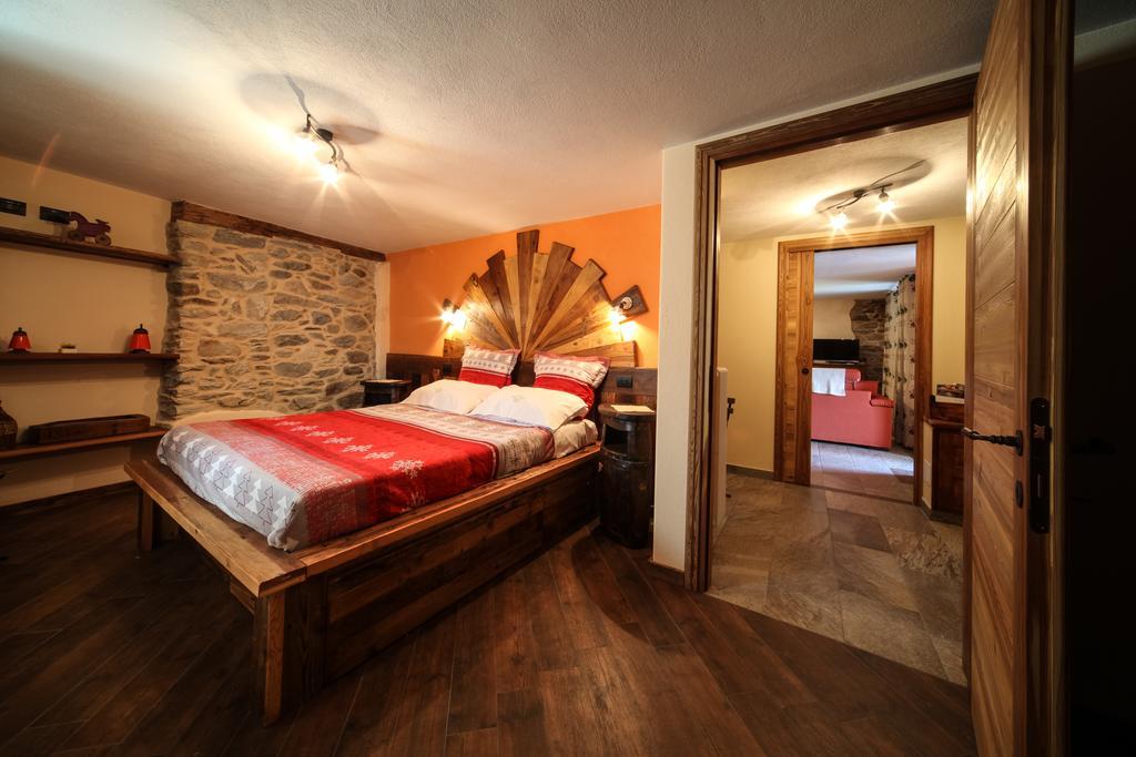Souvenir De Tsaneli Apartment Roisan Cameră foto