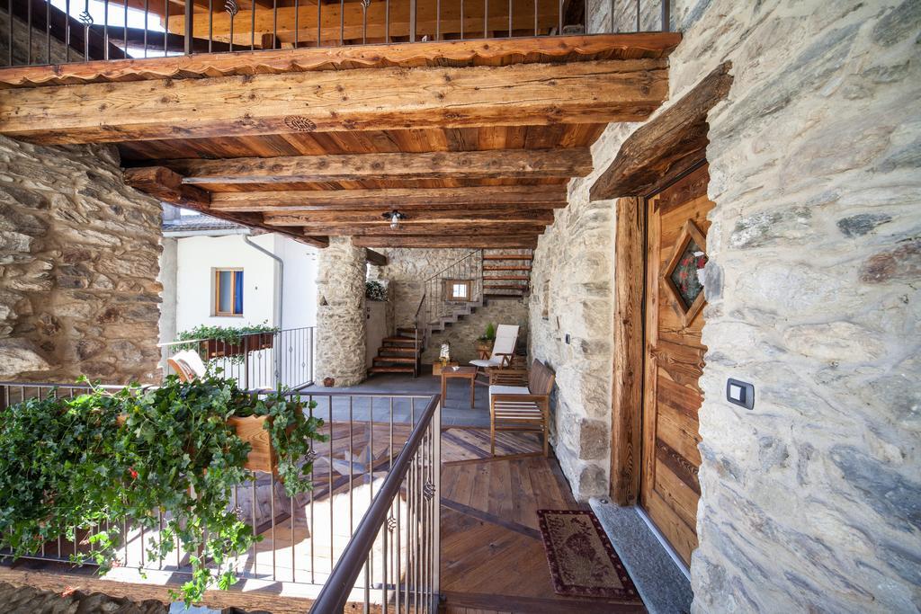 Souvenir De Tsaneli Apartment Roisan Cameră foto