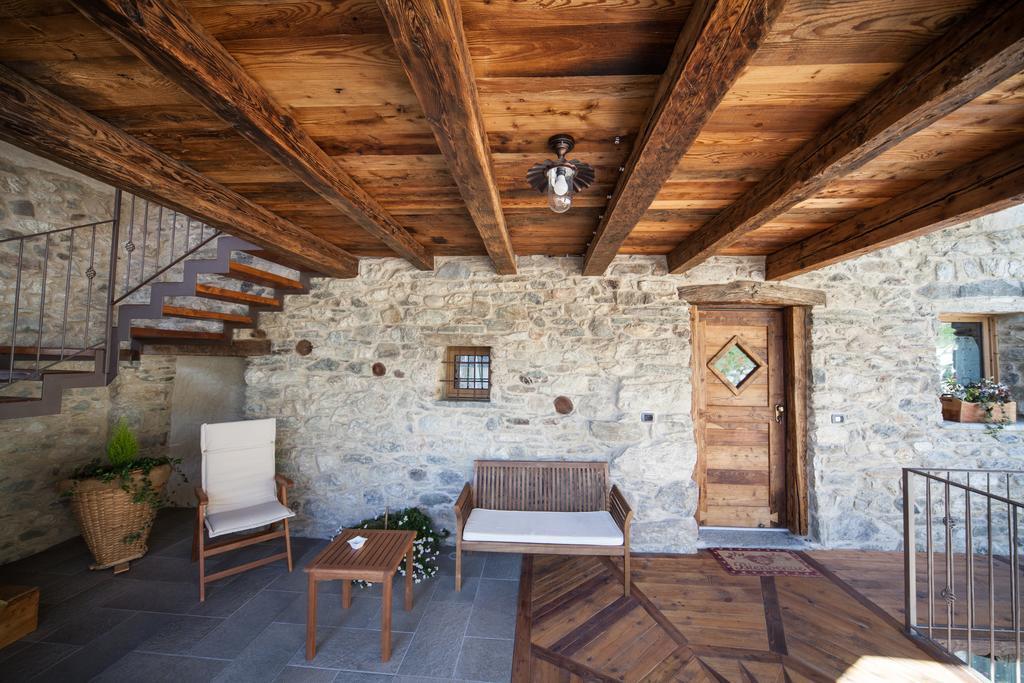Souvenir De Tsaneli Apartment Roisan Cameră foto