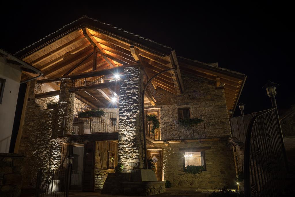 Souvenir De Tsaneli Apartment Roisan Exterior foto