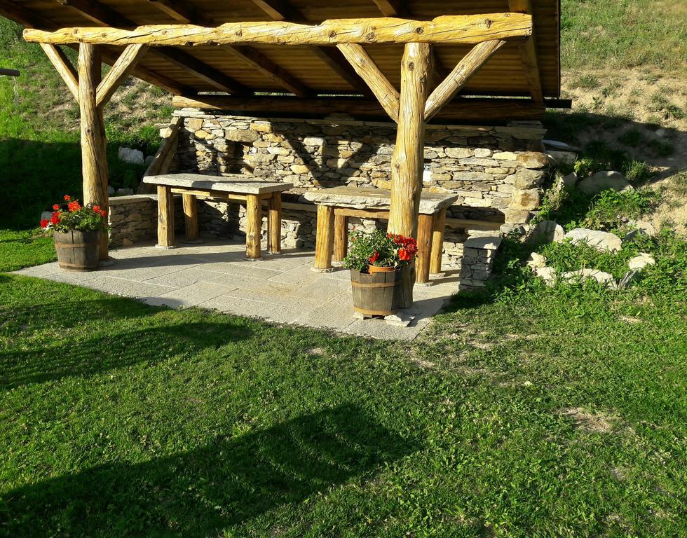 Souvenir De Tsaneli Apartment Roisan Exterior foto